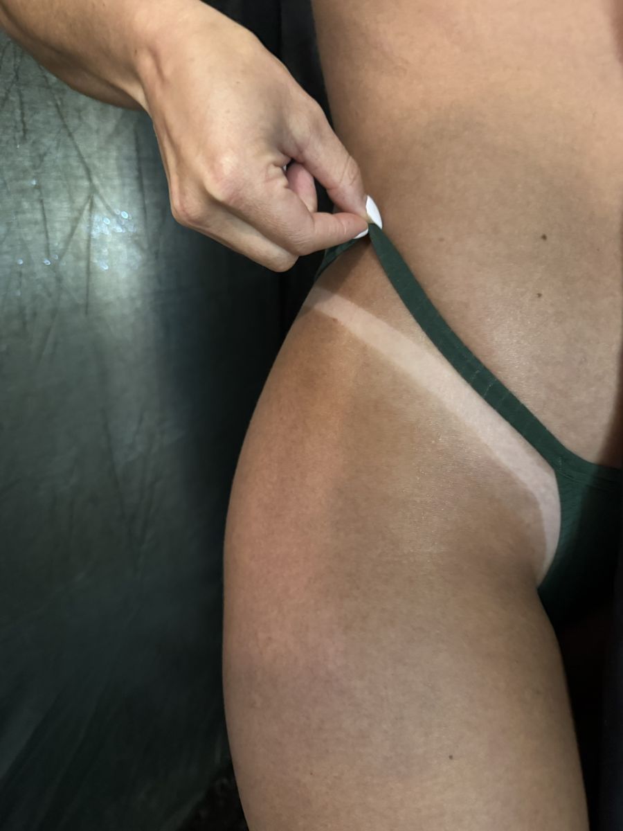 Spray tan line result